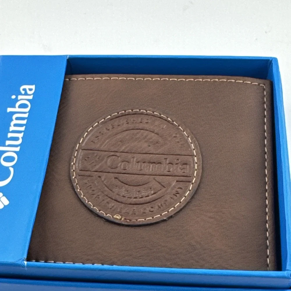 Columbia Men's Leather Wallet brown bifold RFID Billfoldw/ Logo NIB